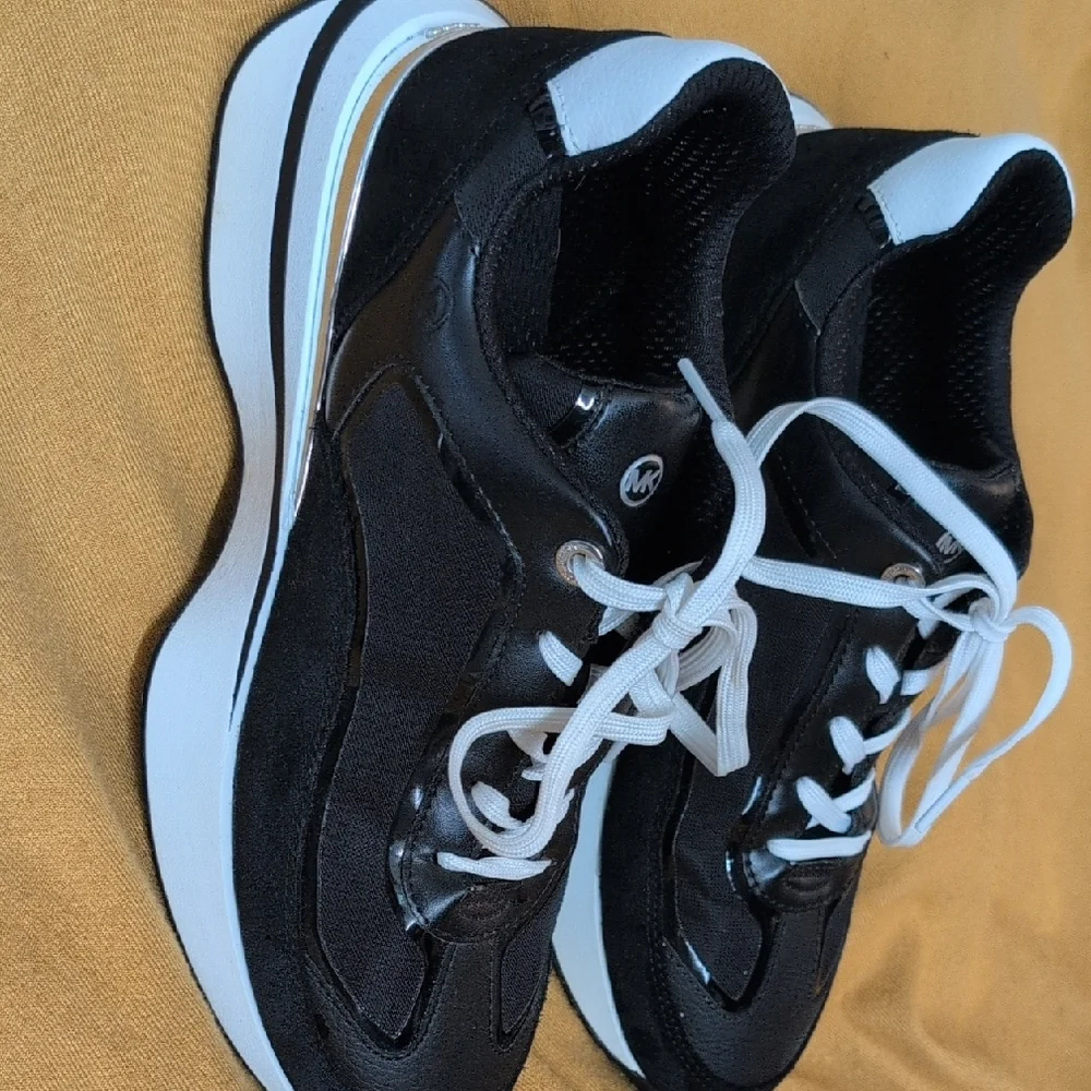 Michael Kors Black and White Athletic Shoes - Picture 4 of 5